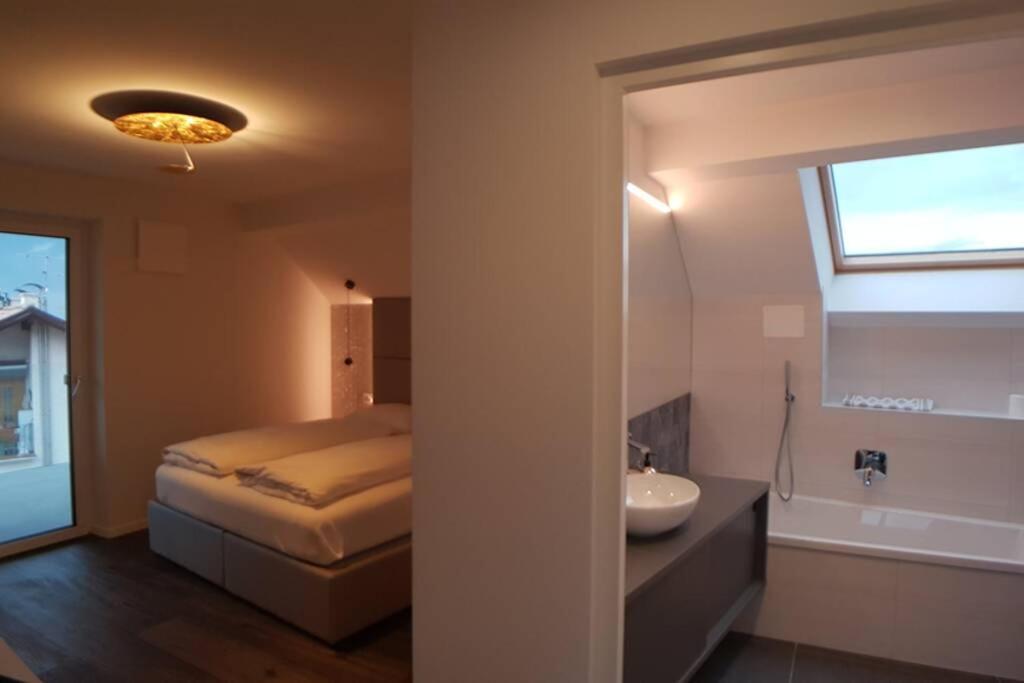 Apartamento Gardenpark Loft Ora / Auer Exterior foto